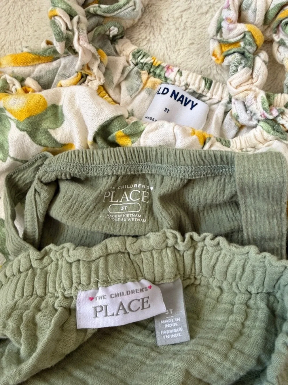 3-piece bundle; olives and lemon girls 3T - Picture 6 of 8